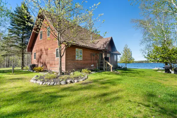 10216 W Munro Lake Drive, Levering, MI 49755