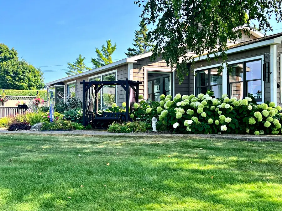 620 S State Street, Saint Ignace, MI 49781 - #2