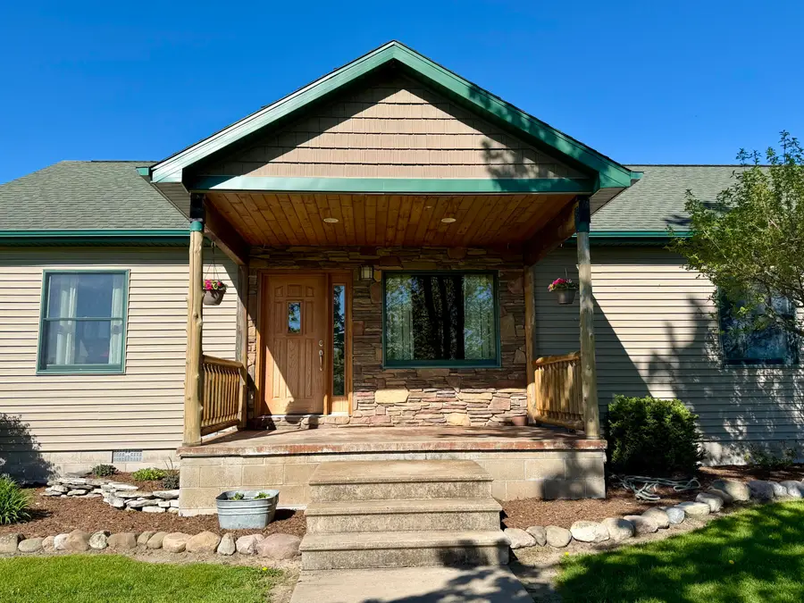 2181 E Levering Road, Cheboygan, MI 49721 - #2
