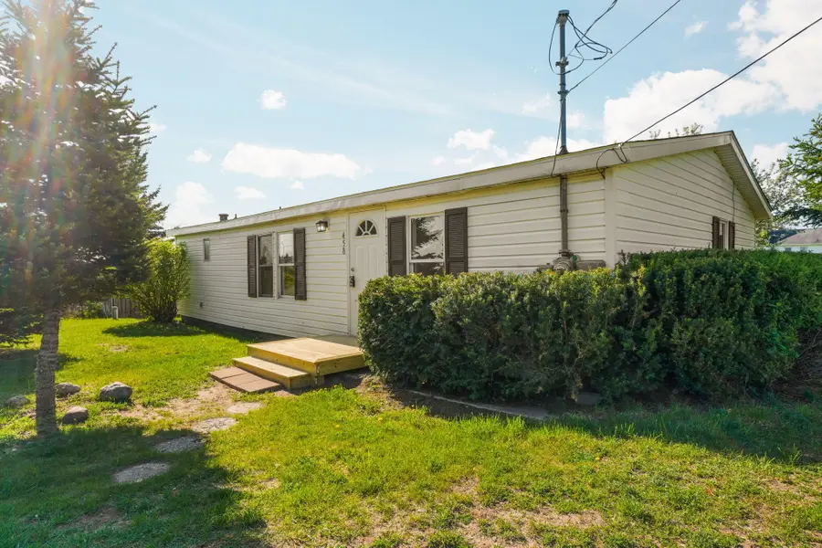 458 Garfield Street, Vanderbilt, MI 49795 - #2