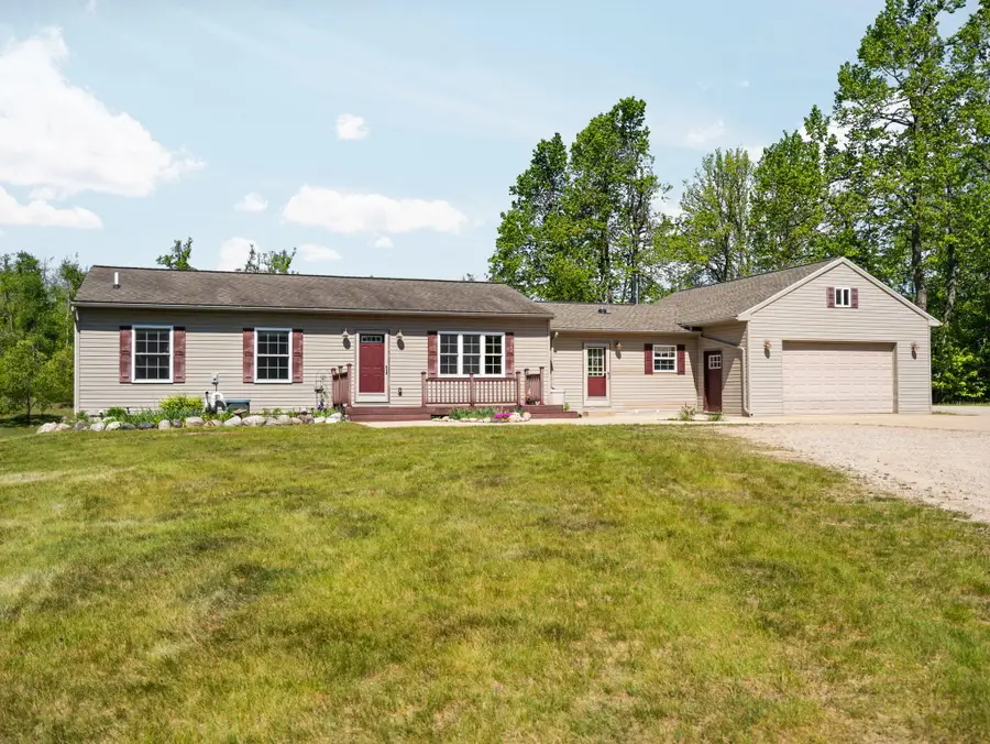 8786 Aidan Avenue, Gaylord, MI 49735 - #2