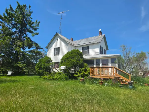 3129 Oaks Road, Fairview, MI 48621