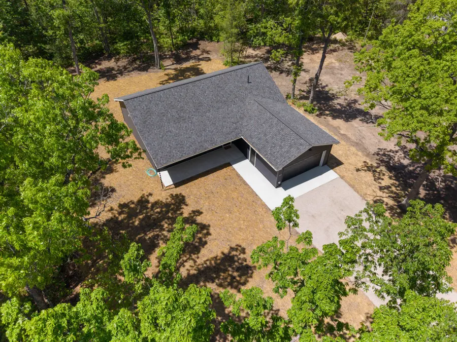 6084 Berry Lane, Indian River, MI 49749 - #2