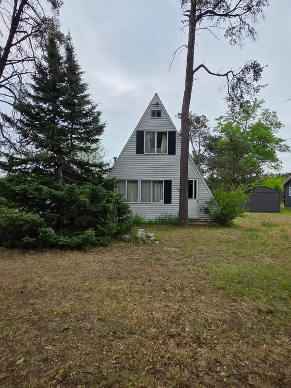 1894 Travis Street, St. Helen, MI 48656