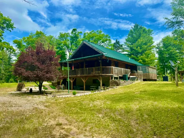 1821 Dennis Trail, Grayling, MI 49738