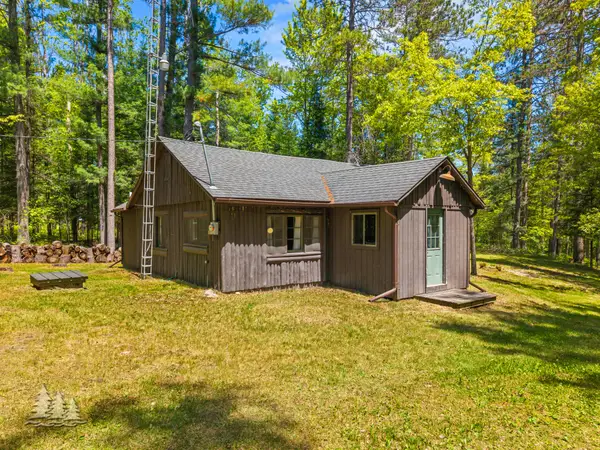 2948 N Red Oak Road, Lewiston, MI 49756