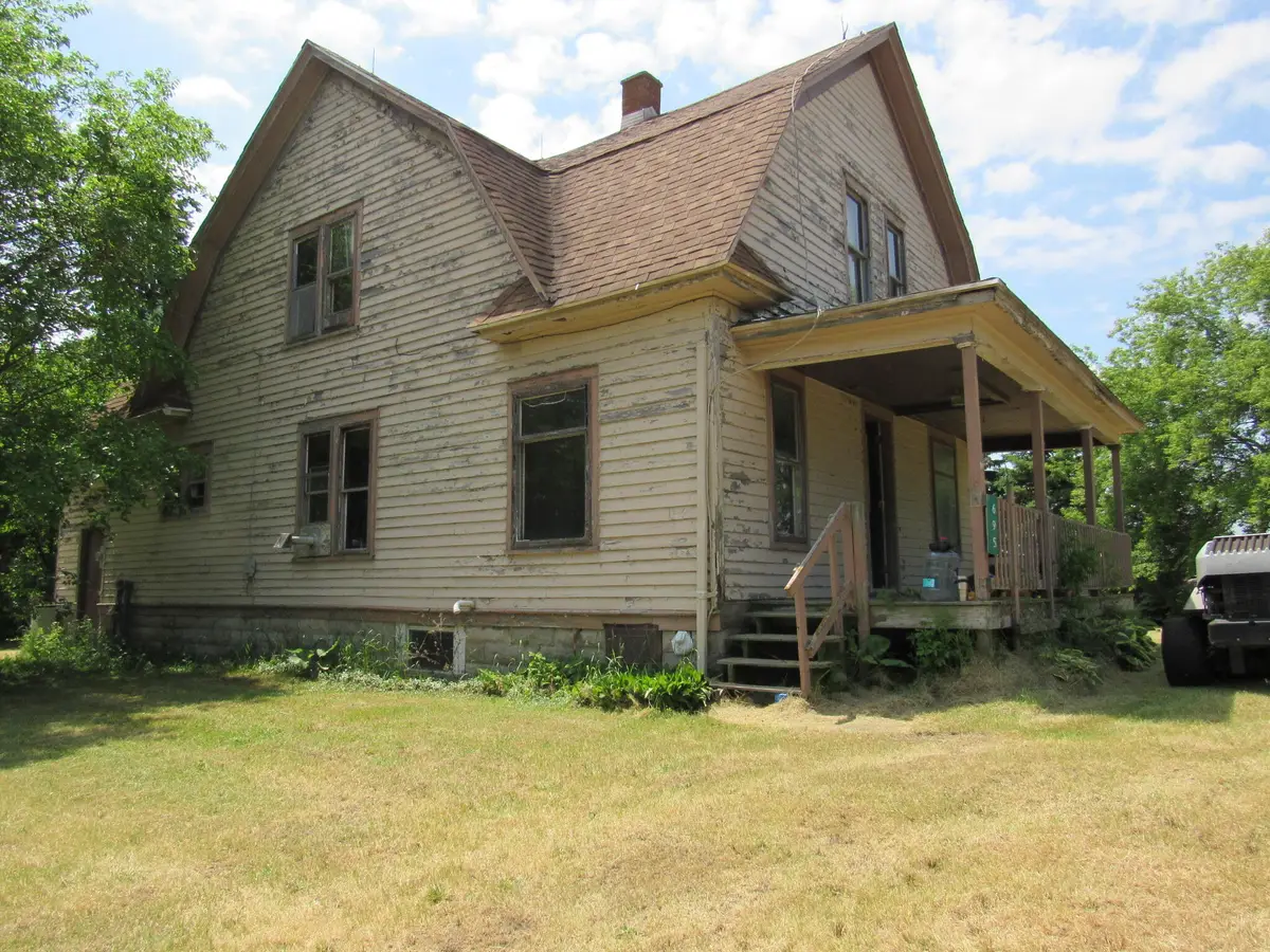 695 Cass Avenue Road, Bay City, MI 48708 - #1