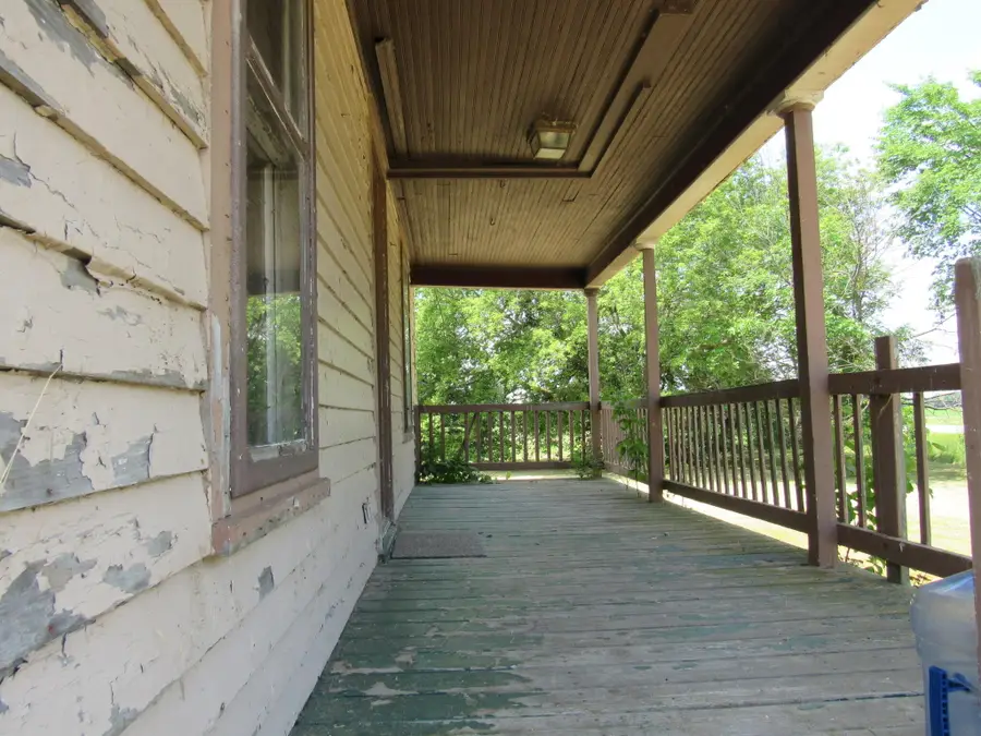 695 Cass Avenue Road, Bay City, MI 48708 - #3