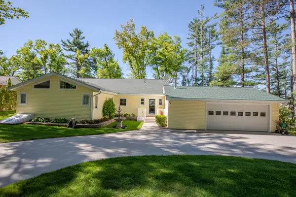 3841 S Mielke Way, Lewiston, MI 49756