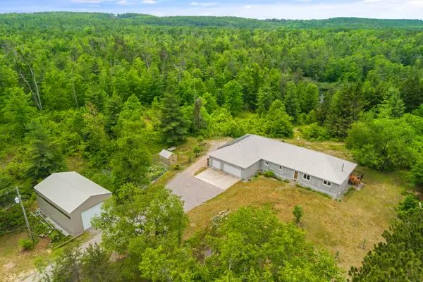 2401 Pearsall Road, Fairview, MI 48621