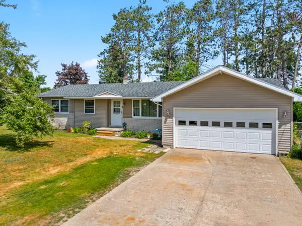 716 West Street, Gaylord, MI 49735