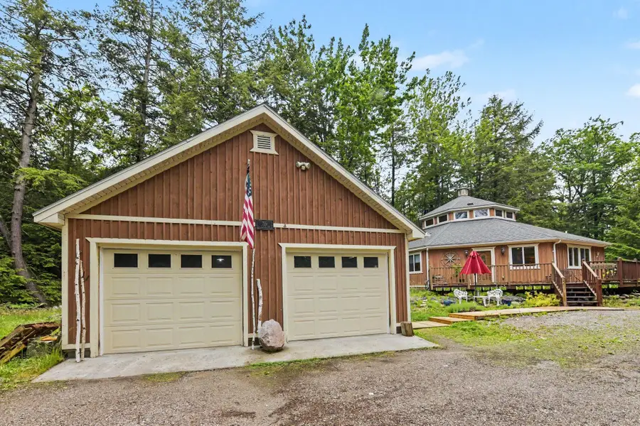 719 N Straits Highway, Indian River, MI 49749 - #2