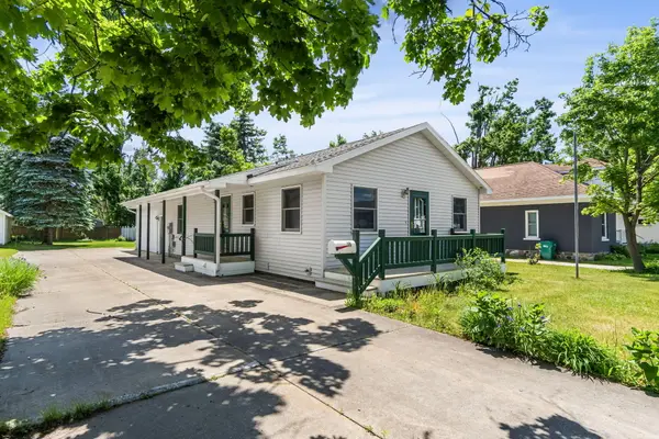 117 W Petoskey Street, Gaylord, MI 49735