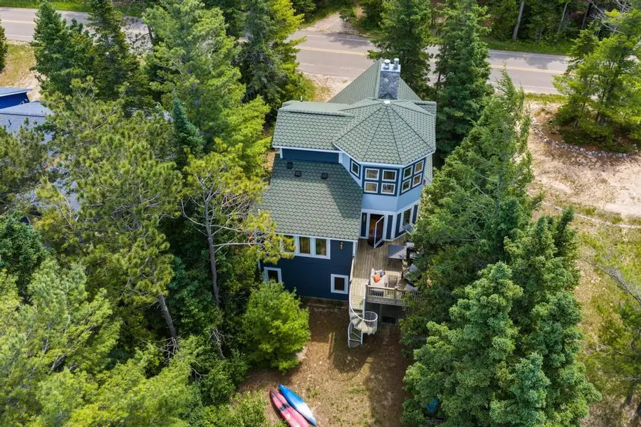 6497 E Wilderness Park Drive, Mackinaw City, MI 49701 - #3