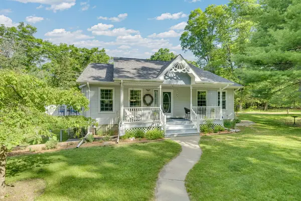 7753 E Higgins Lake Drive, Roscommon, MI 48653