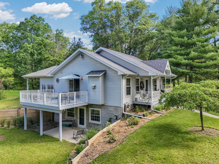7753 E Higgins Lake Drive, Roscommon, MI 48653 - #2