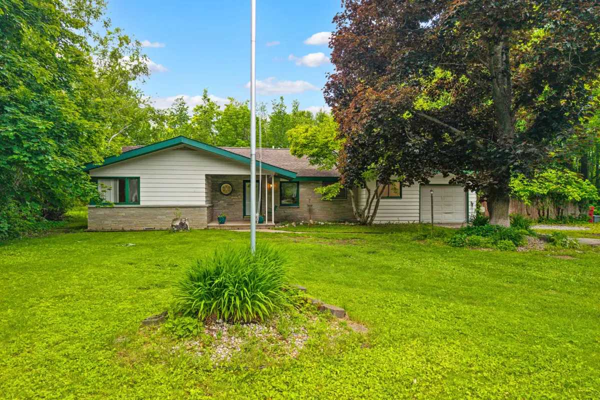 23640 Us-23, Presque Isle, MI 49777 - #1