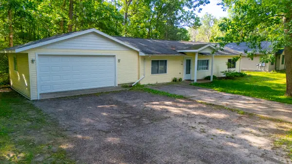 103 Marigold Lane, Houghton Lake, MI 48629