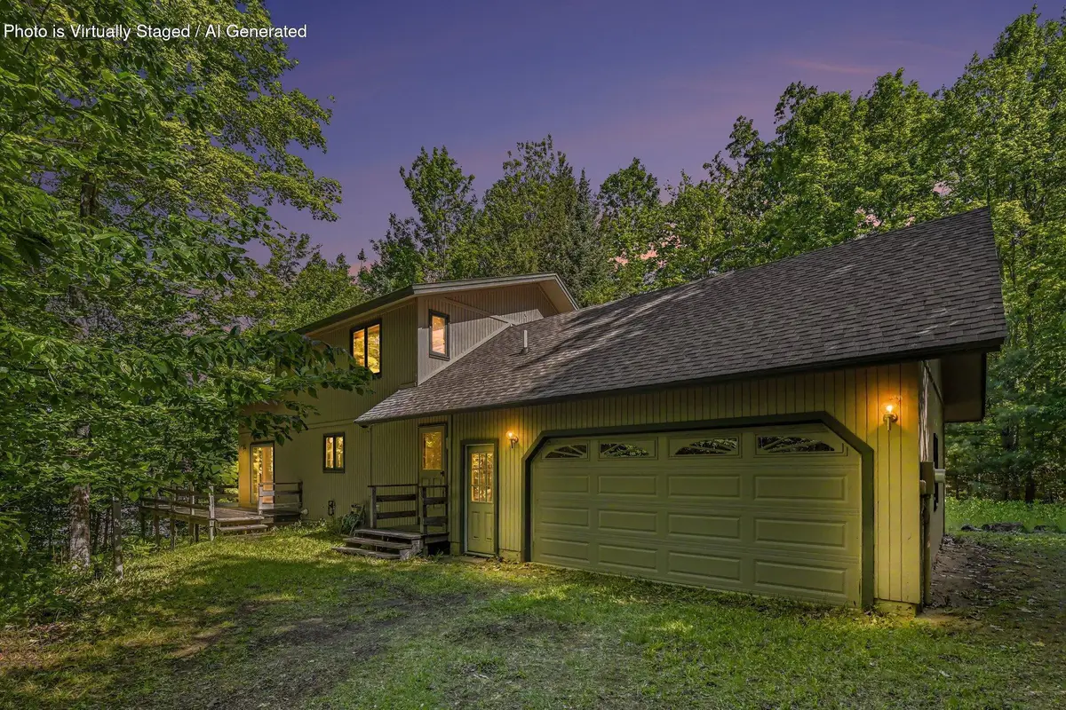 1070 S Silver Place, Indian River, MI 49749 - #1