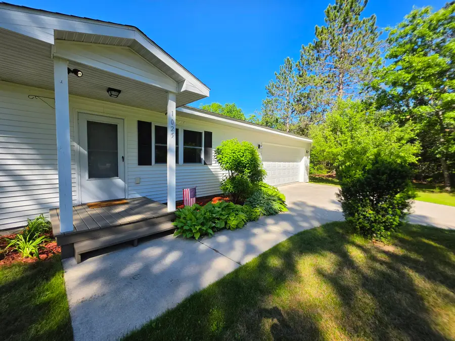 1025 Robin Hood Drive, Fairview, MI 48621 - #2