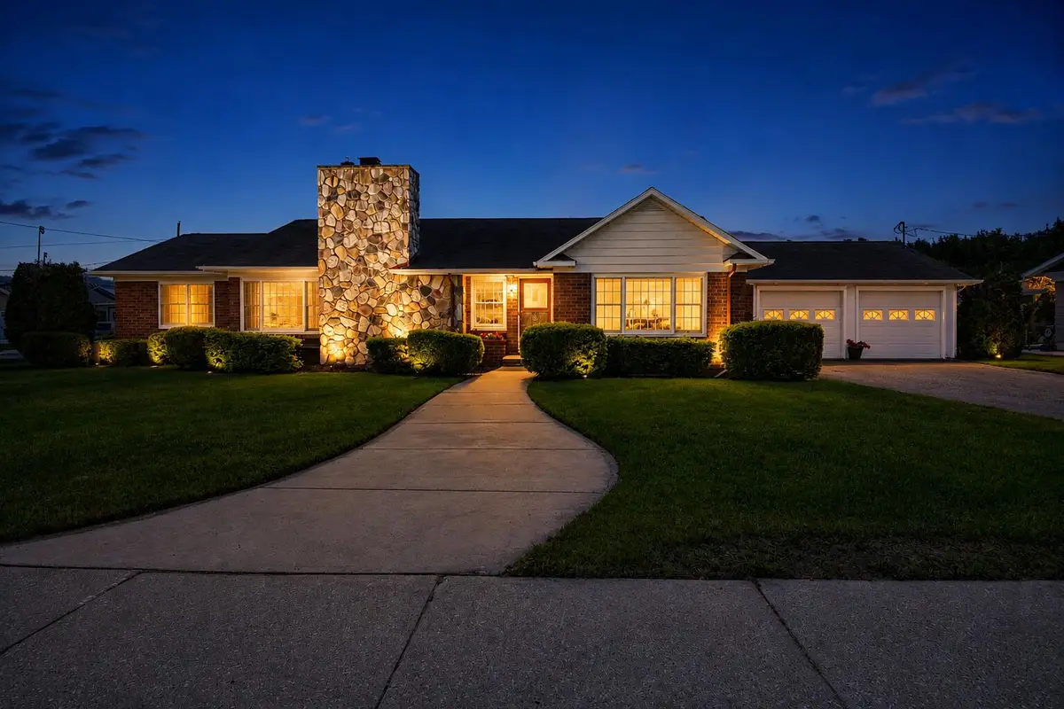 102 E Truckey Street, Saint Ignace, MI 49781 - #1