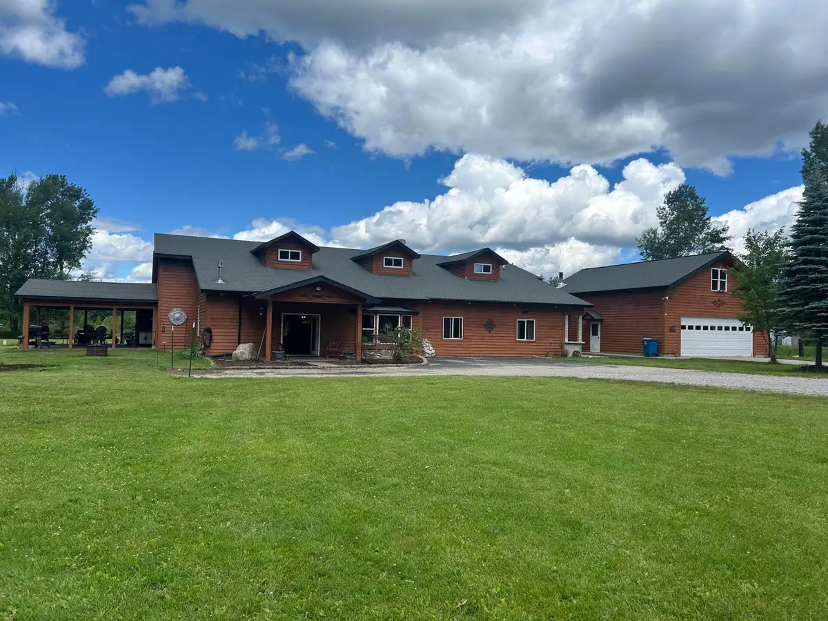 403 N Roscommon Road, Roscommon, MI 48653 - #1