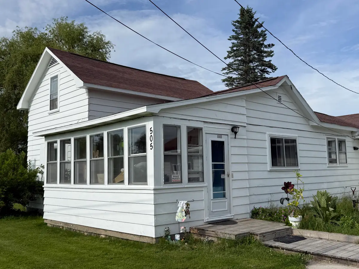 505 Lafayette Avenue, Cheboygan, MI 49721 - #1
