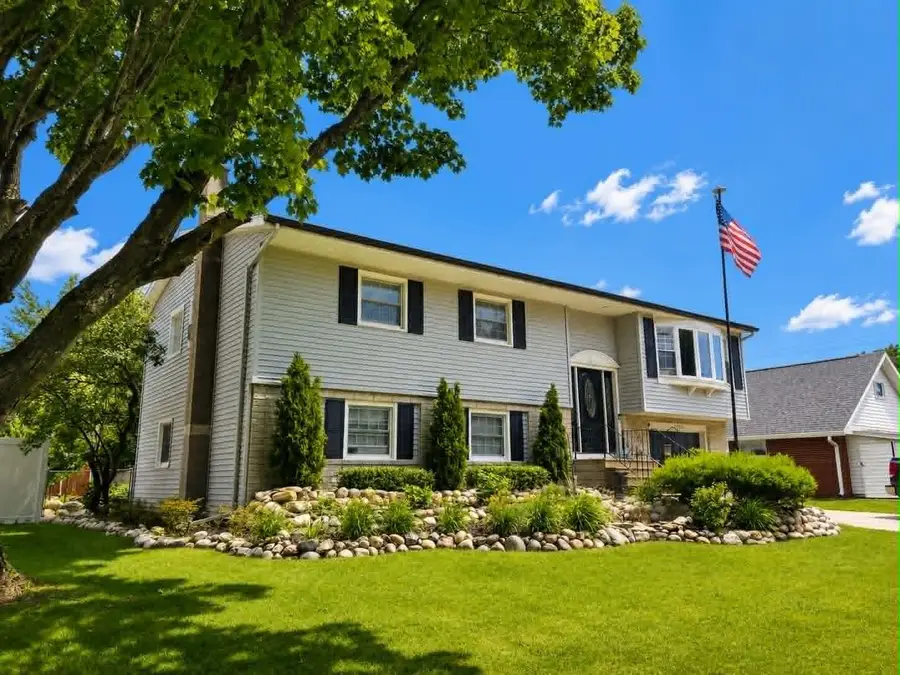 2170 S 2nd Avenue, Alpena, MI 49707 - #2