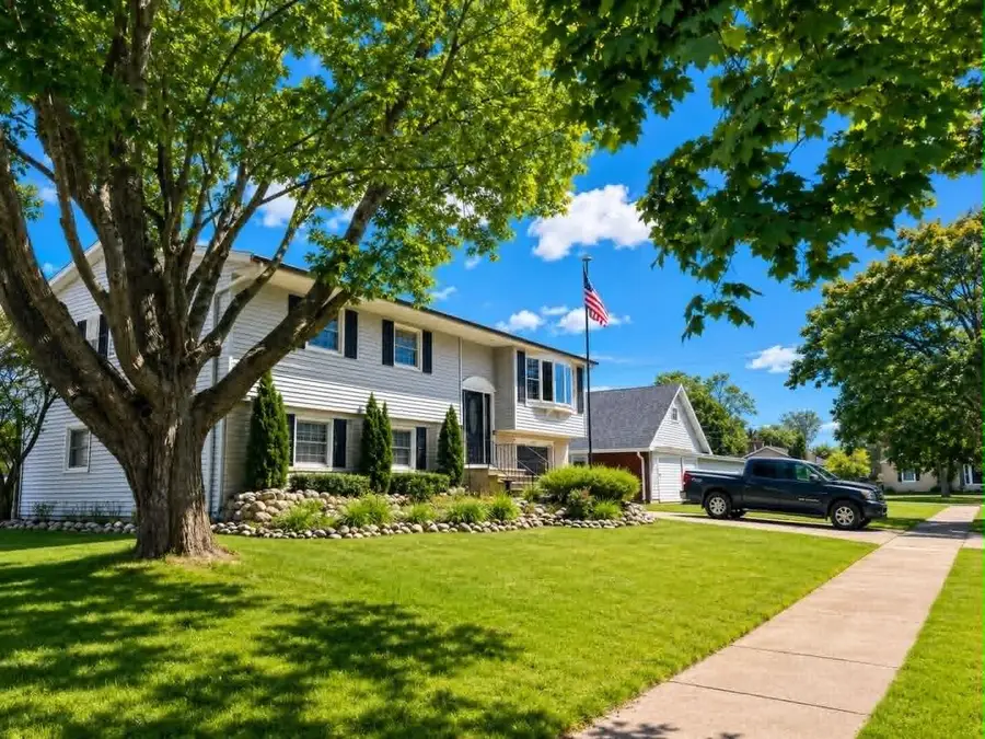 2170 S 2nd Avenue, Alpena, MI 49707 - #3