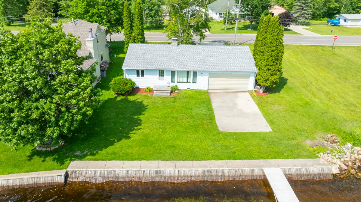 11271 E Houghton Lake Drive, Houghton Lake, MI 48629 - #1