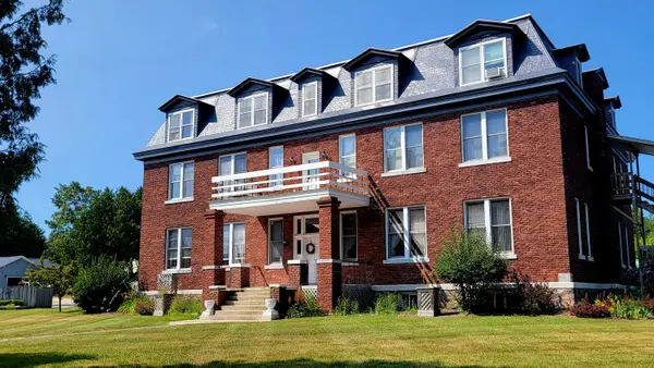 380 Church Street, St. Ignace, MI 49781