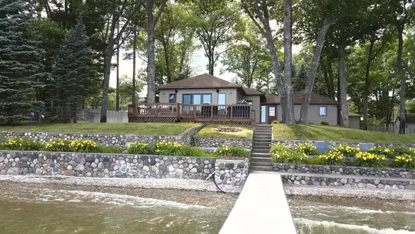 6090 Mount Maria Road, Hubbard Lake, MI 49747