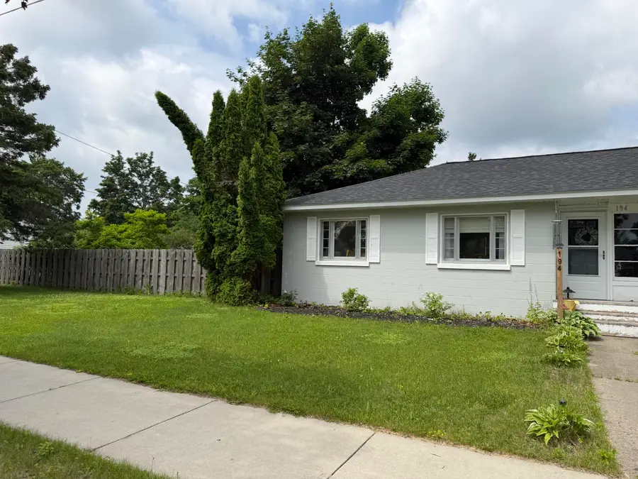194 N Oliver Street, Alpena, MI 49707 - #3
