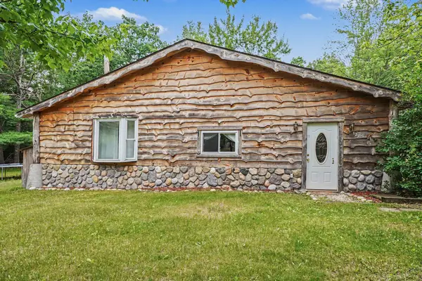 1289 Geesey Avenue, Mio, MI 48647