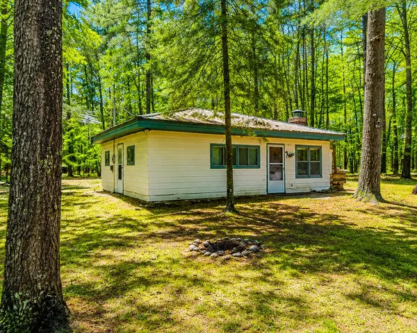 145 Clyde Street, Roscommon, MI 48653