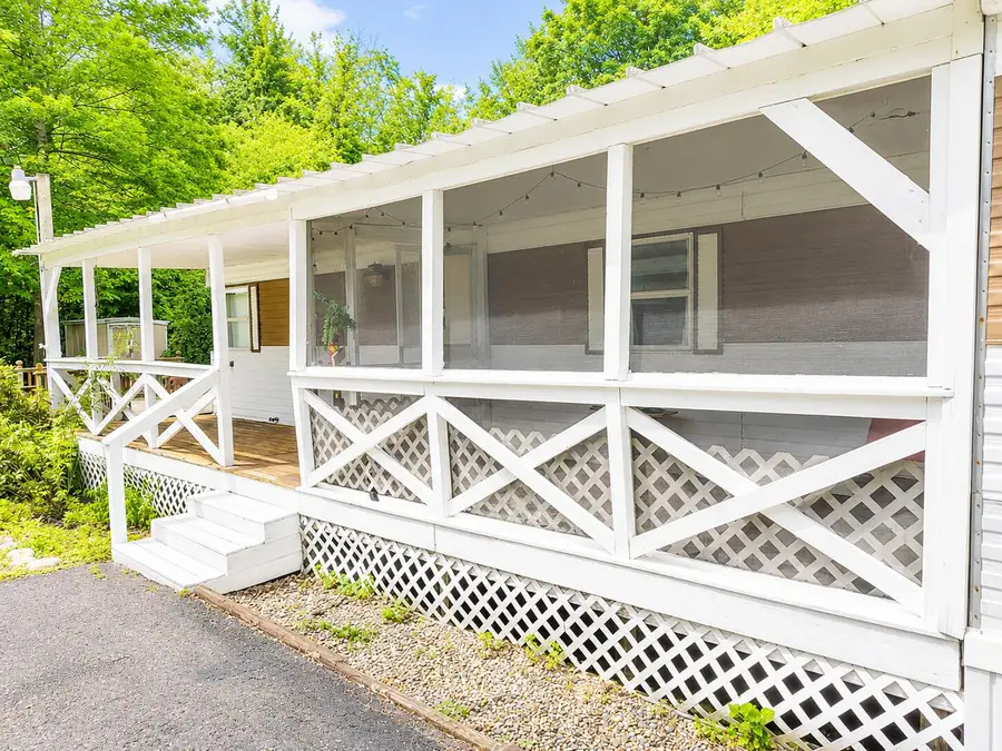 309 Northway Drive, Houghton Lake, MI 48629 - #3