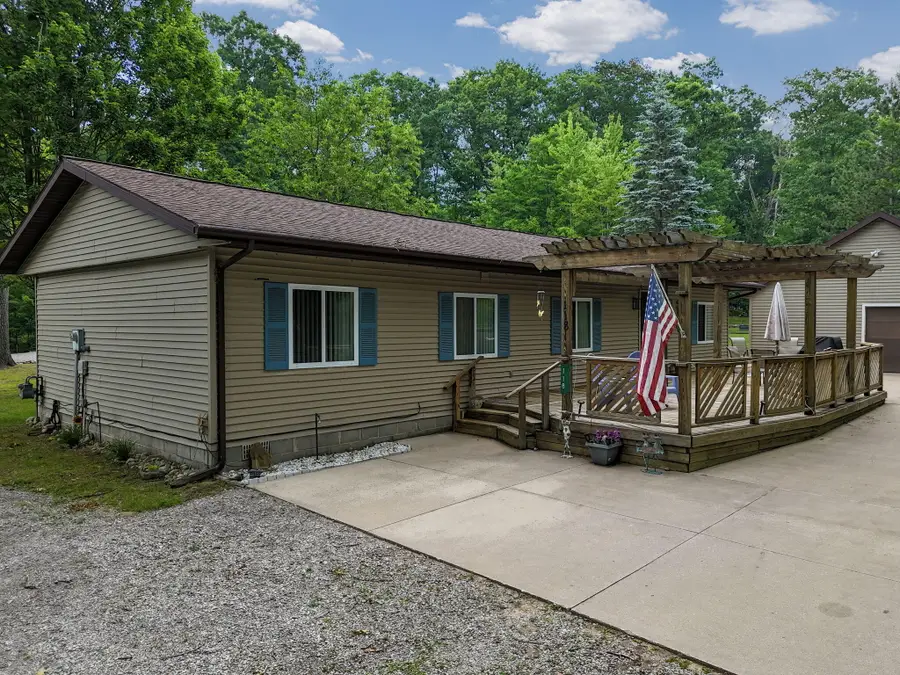 118 Raven Way, Roscommon, MI 48653 - #2