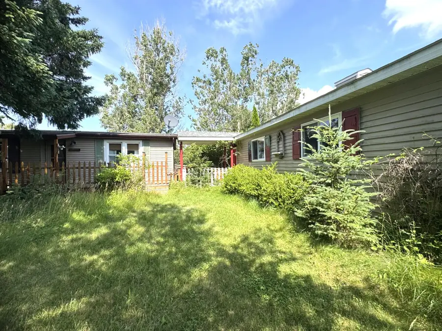 5251 Michigan 55, Hale, MI 48739 - #3