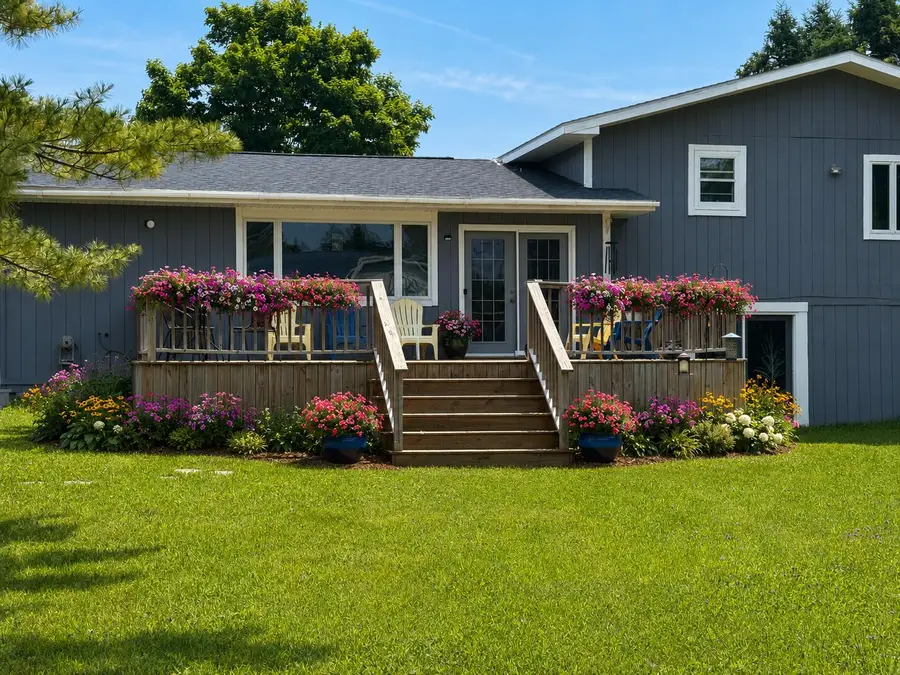 694 Portage Street, Saint Ignace, MI 49781 - #2