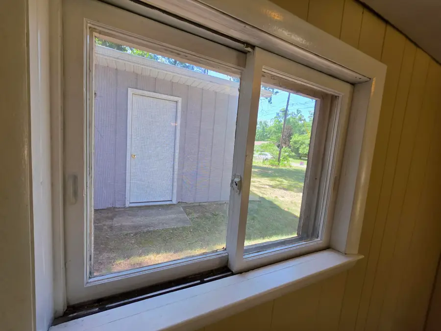 915 W 11th Street, Mio, MI 48647 - #3
