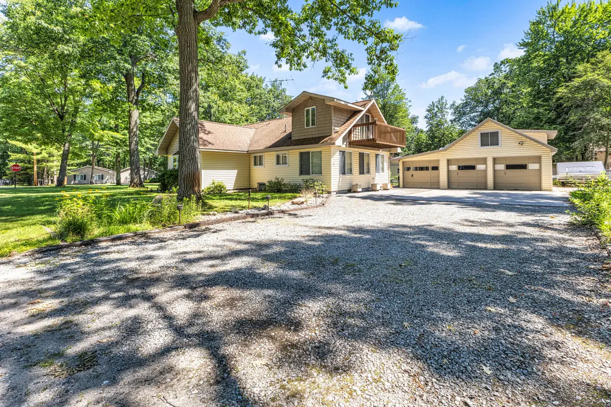 1429 Iroquois Avenue, Prudenville, MI 48651 - #1