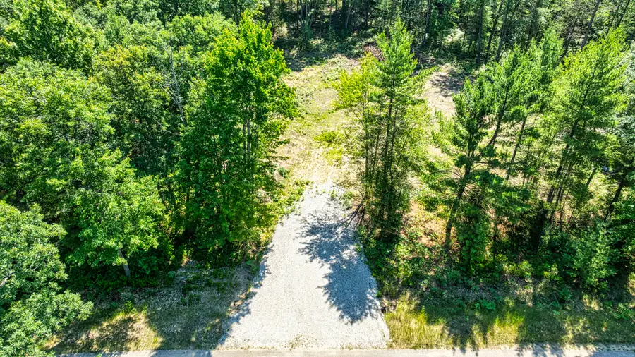 3715 Whisper Cove, Prudenville, MI 48651 - #2