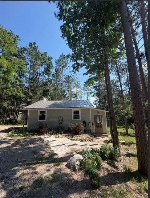1529 Cayuga Trail, Gaylord, MI 49735