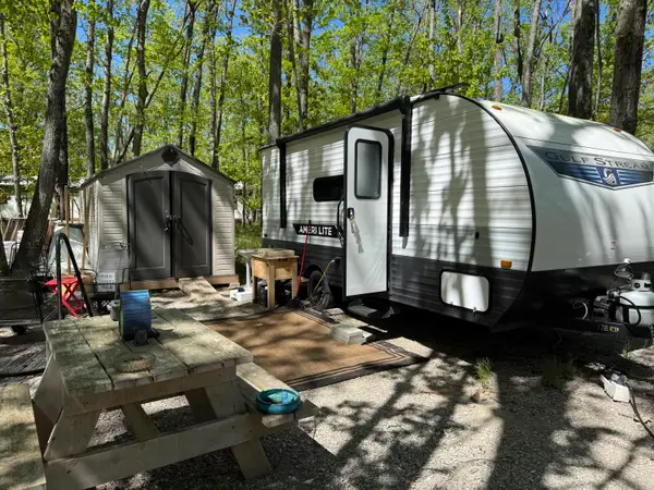 2431 Bennett Road, Cheboygan, MI 49721