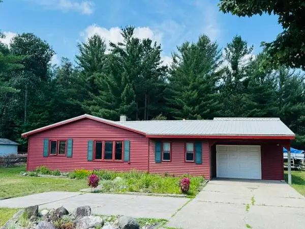 9403 Superior Avenue, St. Helen, MI 48656