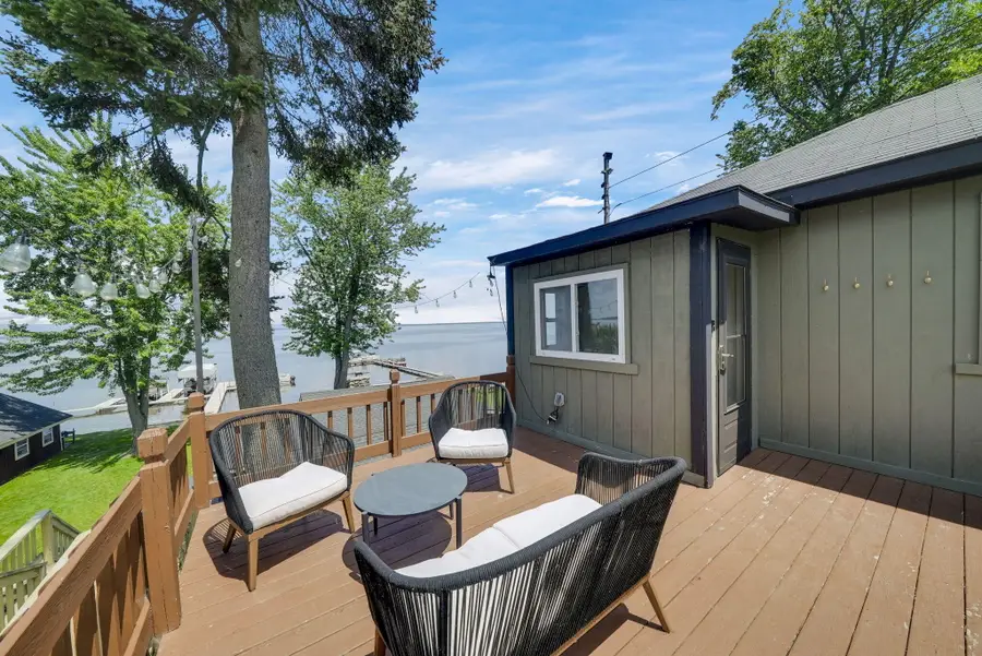 5380 W Houghton Lake Drive, Houghton Lake, MI 48629 - #3