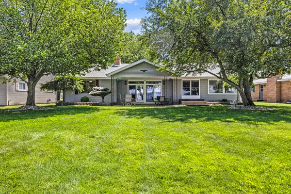 2413 Long Point Drive, Houghton Lake, MI 48629