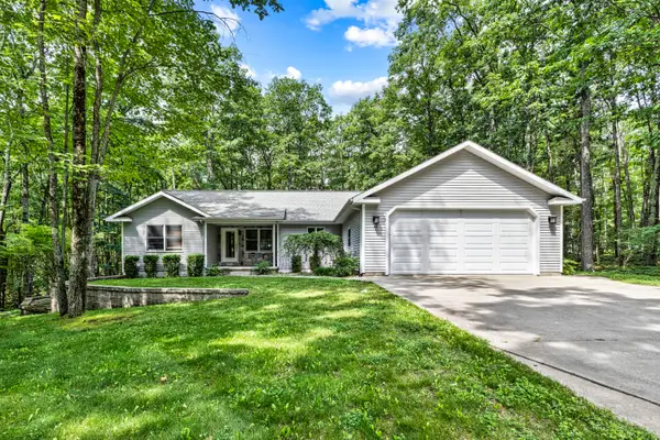 11860 Crossing Deer Court, Roscommon, MI 48653