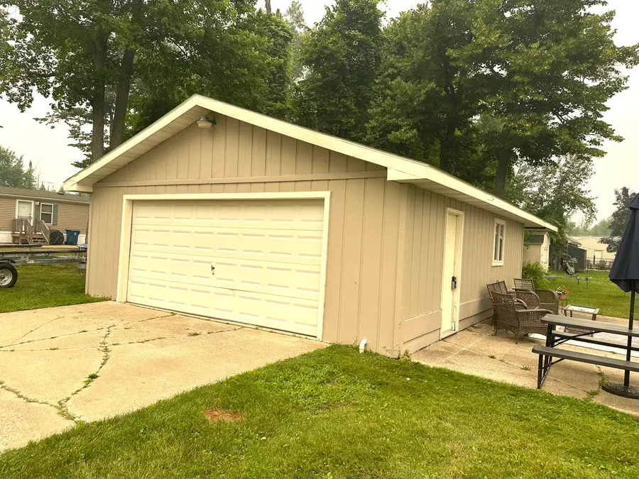 12805 W Shore Drive, Houghton Lake, MI 48629 - #3