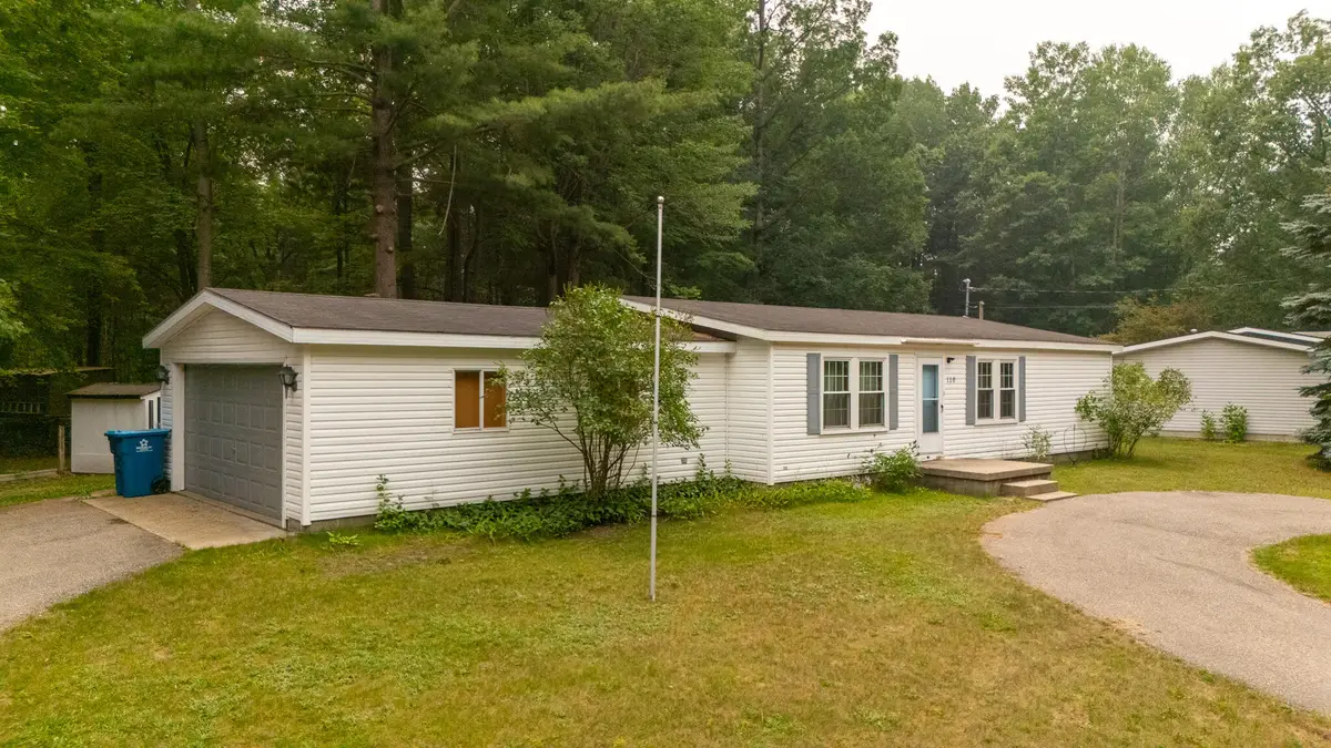 110 Trescott Lane, Houghton Lake, MI 48629 - #1